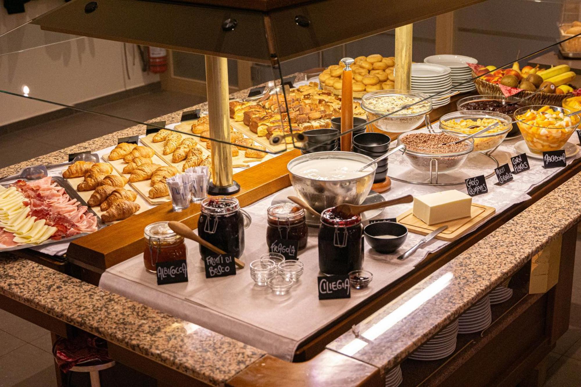 Hotel Bel Sit コマーノ・テルメ エクステリア 写真