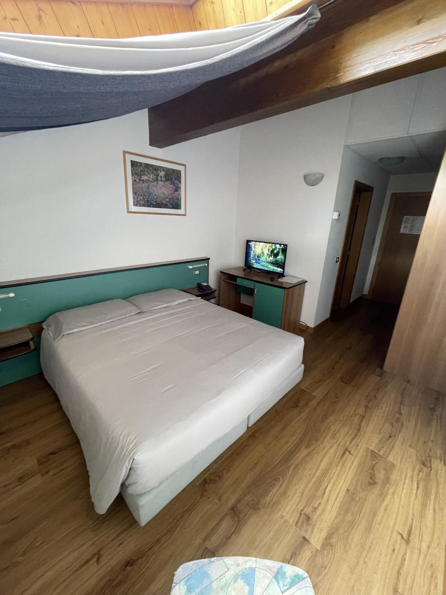 Hotel Bel Sit コマーノ・テルメ エクステリア 写真